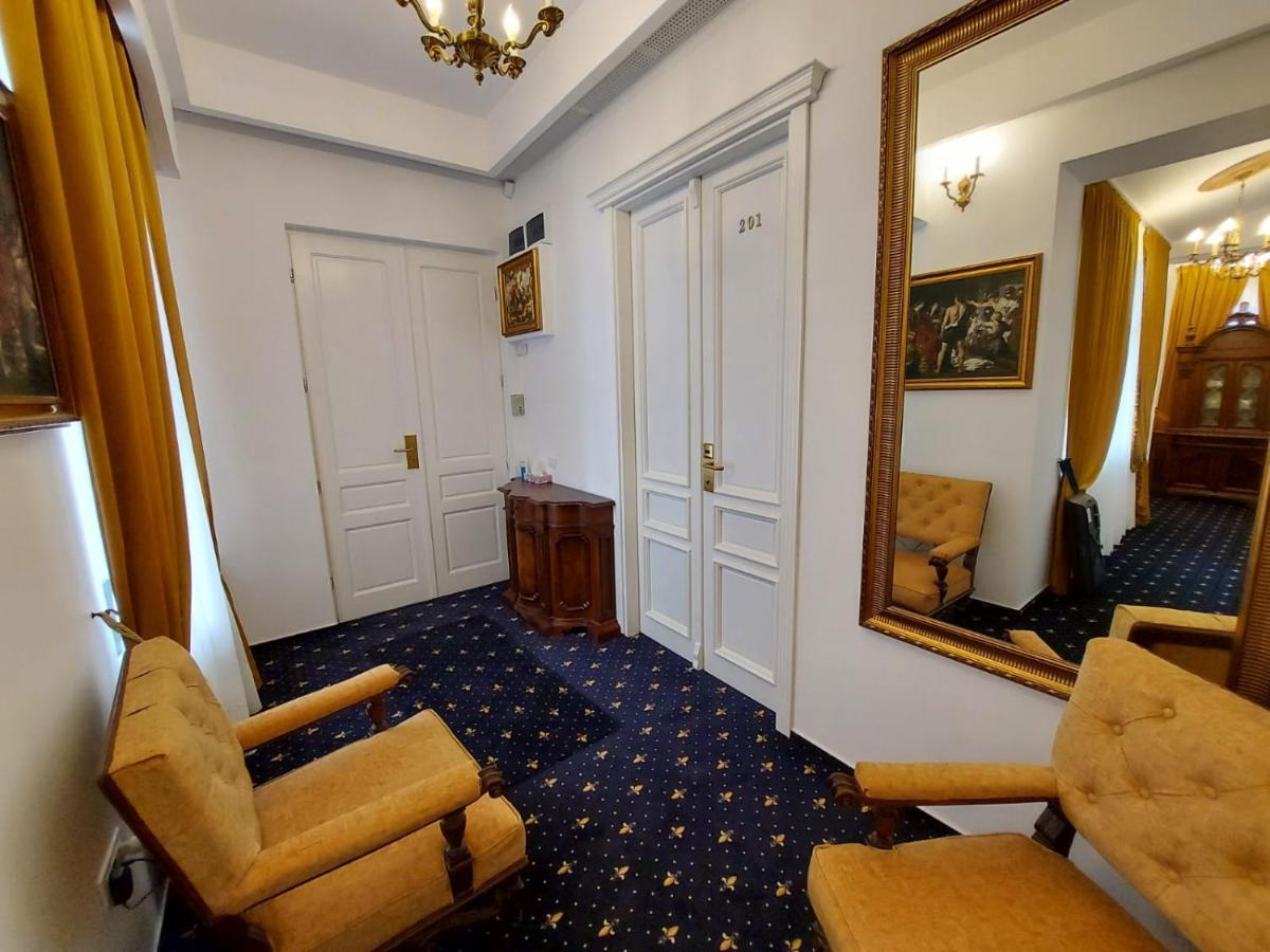 Weiss Little Palace Brasov Exterior photo