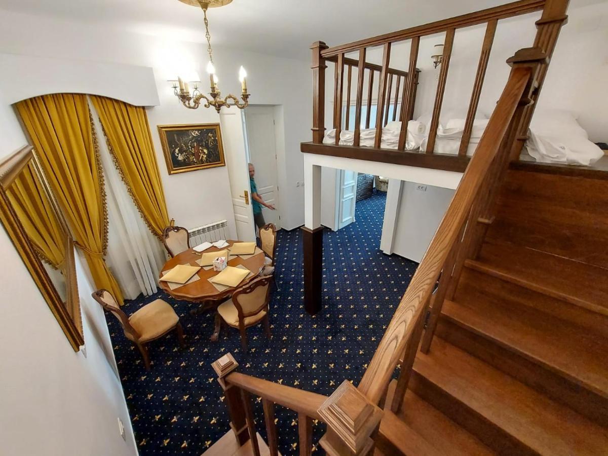 Weiss Little Palace Brasov Exterior photo